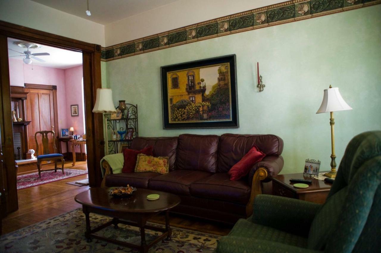 Ottaway Inn Llc Corry 외부 사진